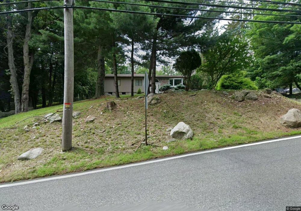 68 Lake St, Upper Saddle River, NJ 07458 - photo 1