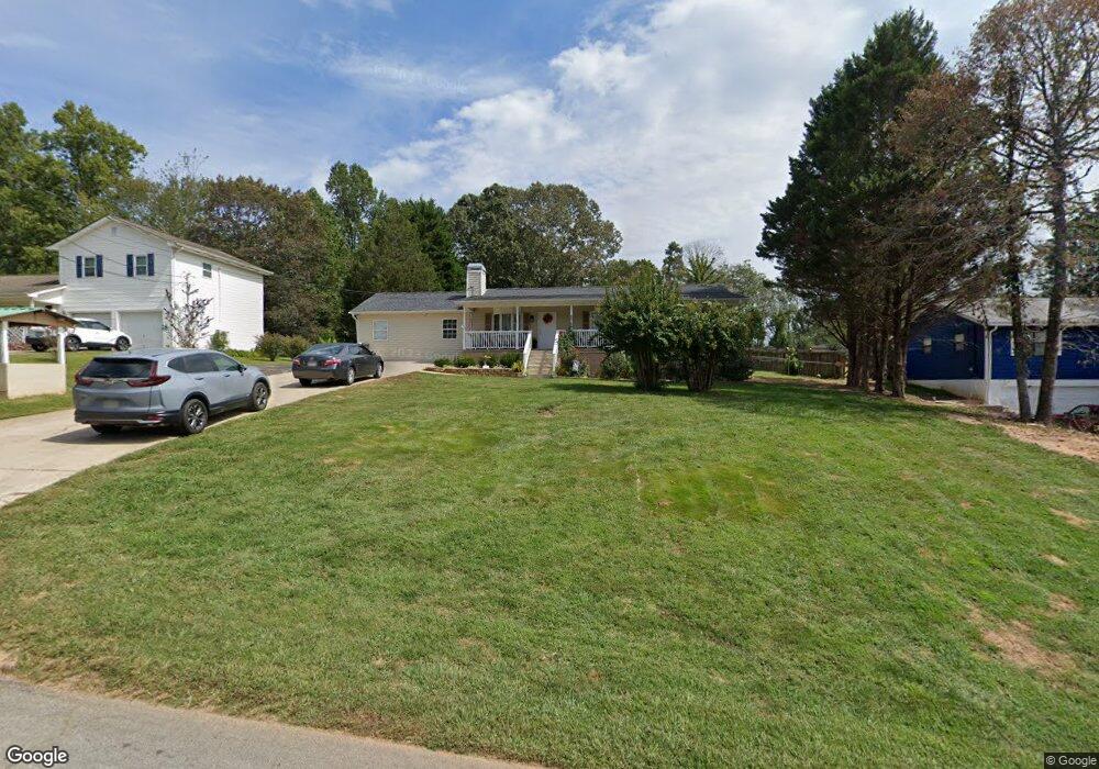 4844 Forest Cir, Gainesville, GA 30506 - photo 1