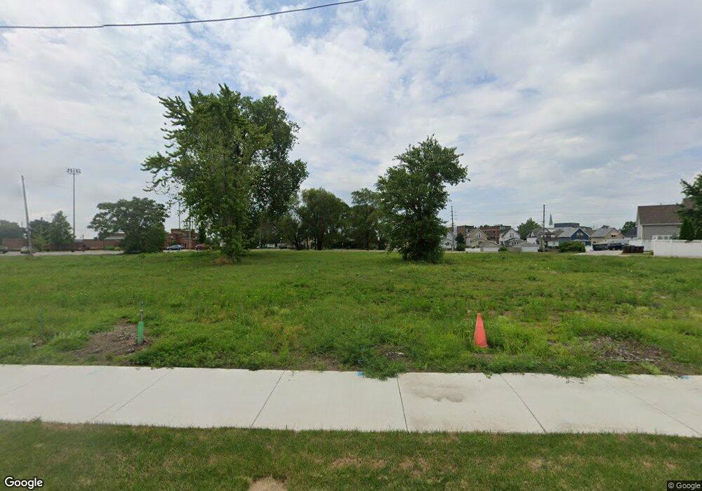 1662 Center St, Whiting, IN 46394 - photo 1