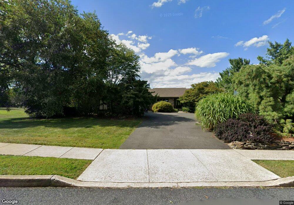 601 Fairway Dr, Telford, PA 18969 - photo 1