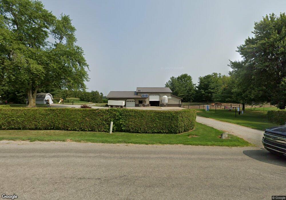 10246 W 1350 N, Nappanee, IN 46550 - photo 1