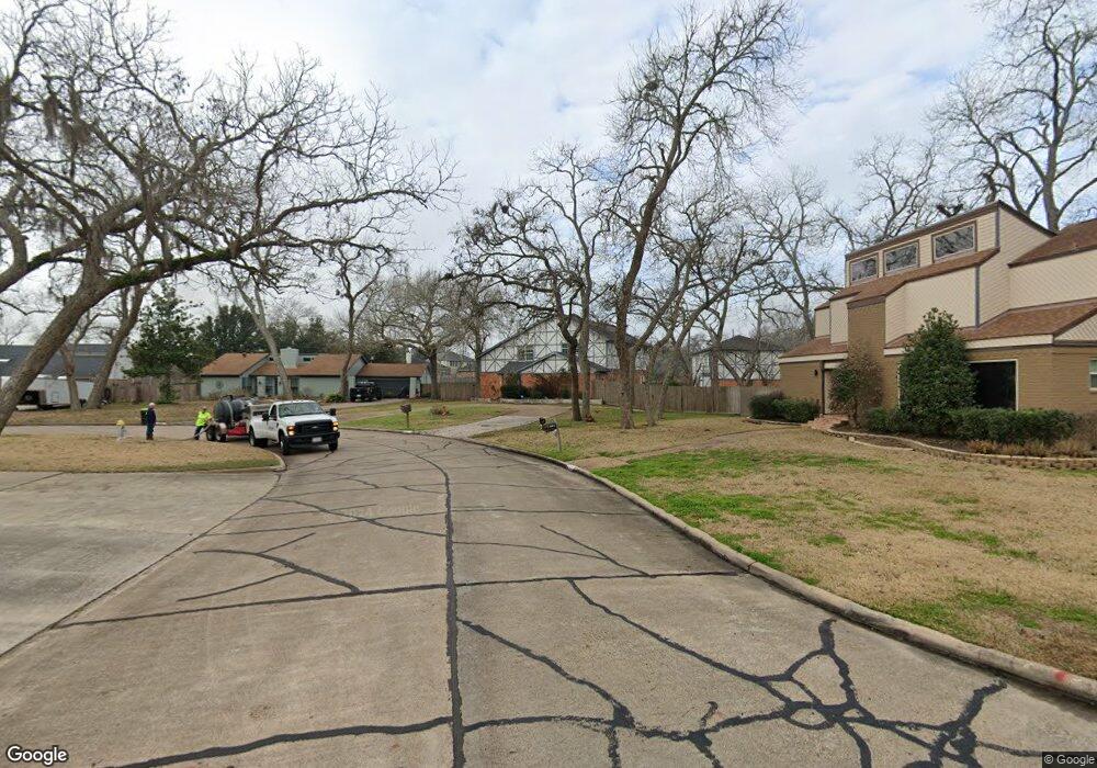 2204 S Belmont Dr, Richmond, TX 77469 - photo 1
