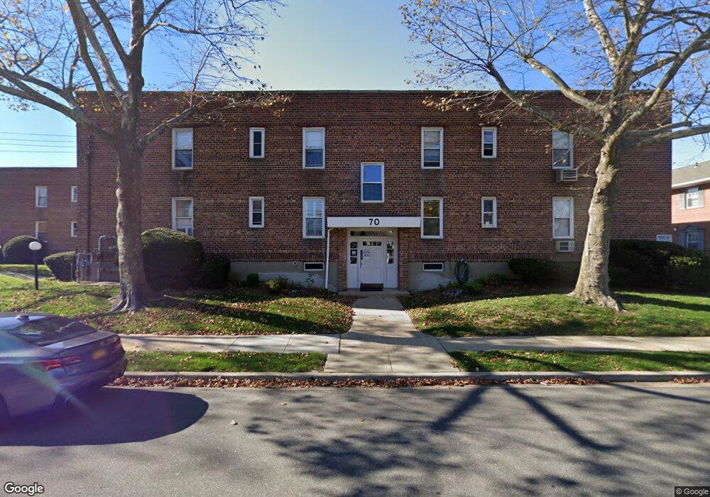 70 Gibson Blvd unit 2D, Valley Stream, NY 11581 - photo 1