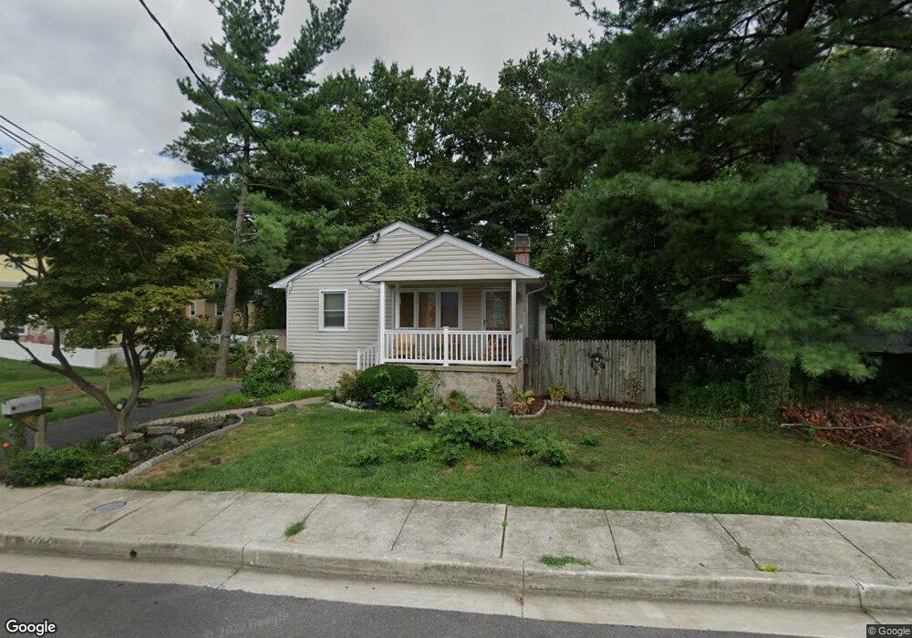 410 Dorchester Rd, Catonsville, MD 21228 - photo 1