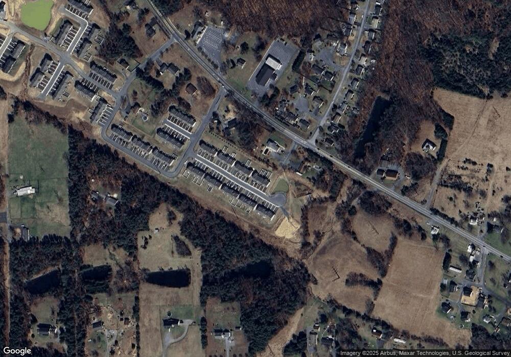 103 Loblolly Dr, Bunker Hill, WV 25413 - photo 1