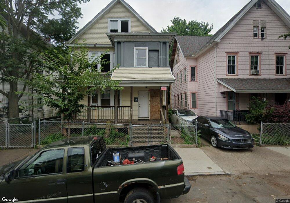 32 Arthur St, New Haven, CT 06519 - photo 1