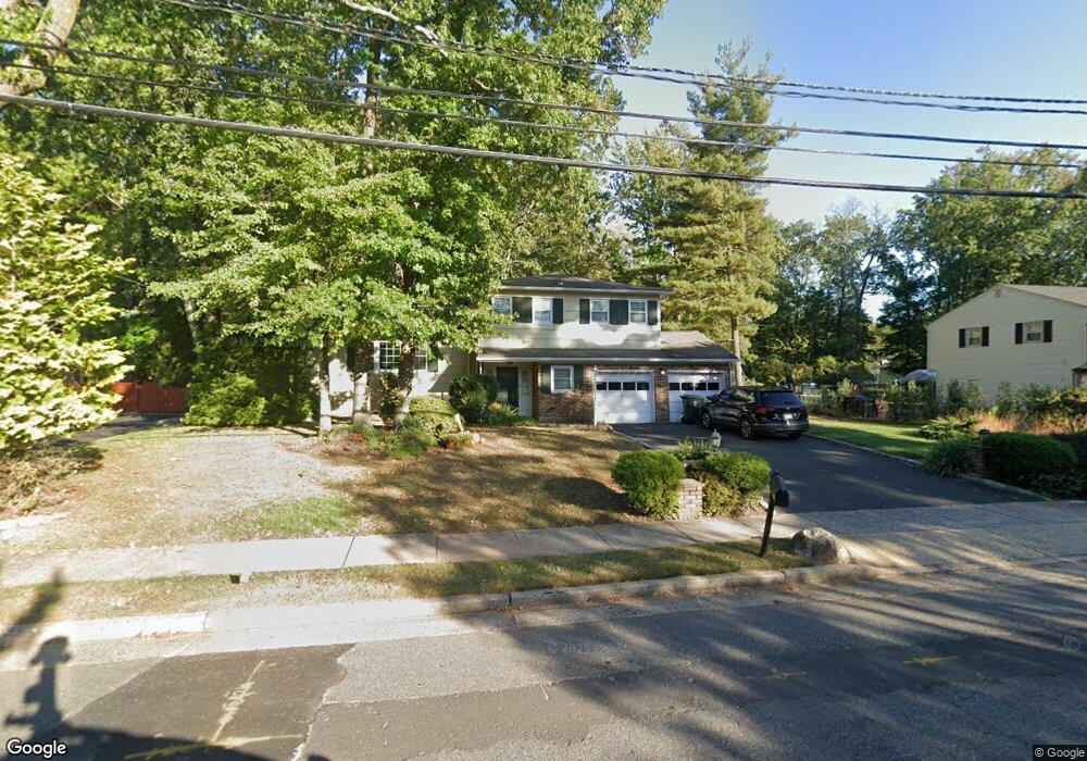 10 Warwick Rd, Edison, NJ 08820 - photo 1