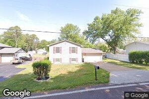 2013 Valley Dr, High Ridge, MO 63049