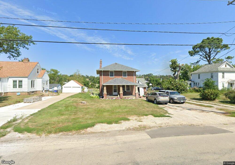 1826 E Ave NW, Cedar Rapids, IA 52405 - photo 1