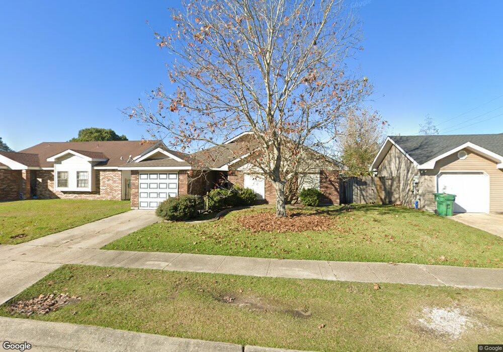 2704 Doreen Ln, Marrero, LA 70072 - photo 1
