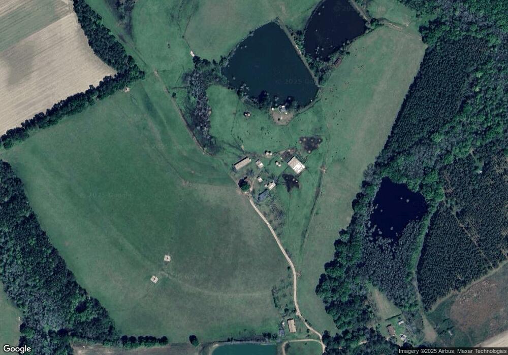 480 Jt Jones Rd, Broxton, GA 31519 - photo 1