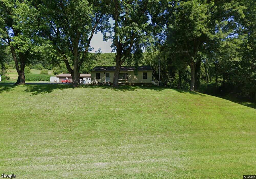 991 Town Hall Rd, La Crescent, MN 55947 - photo 1