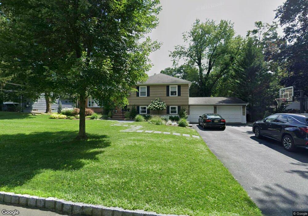 340 Canterbury Dr, Ramsey, NJ 07446 - photo 1