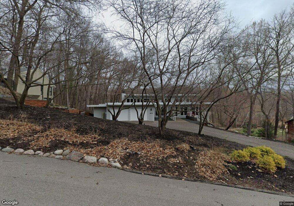 18972 Carsonwood Rd, Wayzata, MN 55391 - photo 1