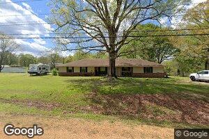 2175 Ridge Rd, Columbus, MS 39705