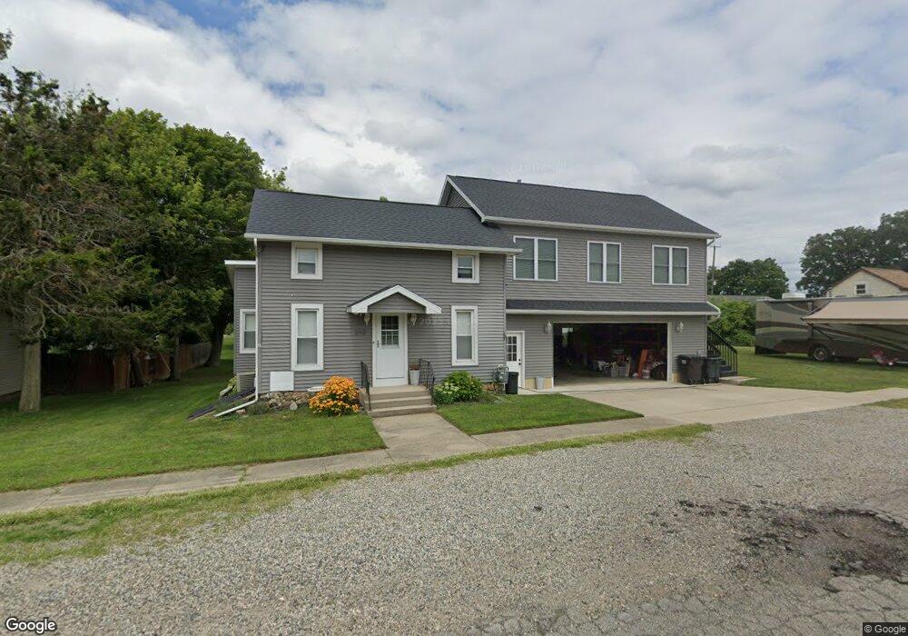 212 Saunders St, Addison, MI 49220 - photo 1