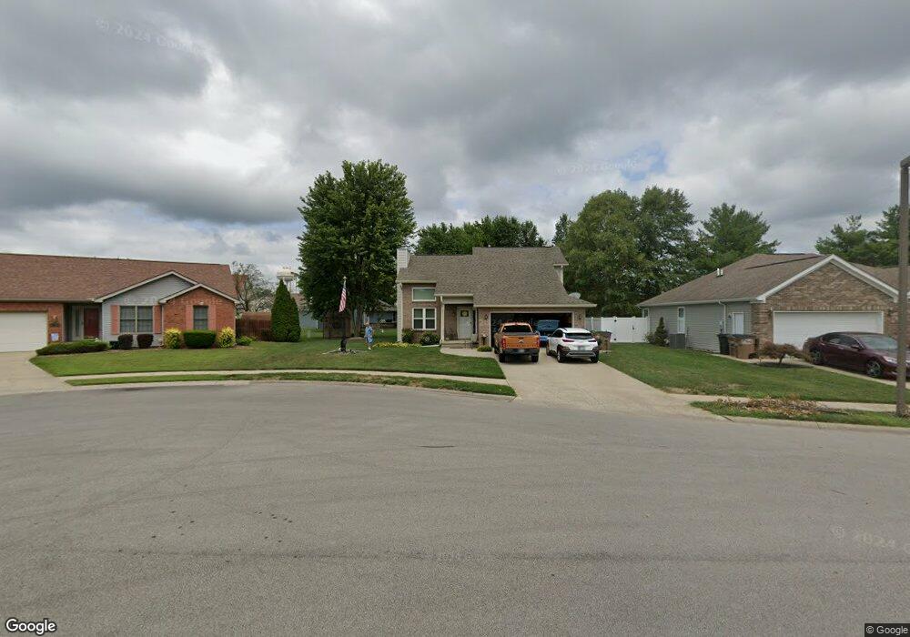 5880 Sheridan Ct, Columbus, IN 47203 - photo 1