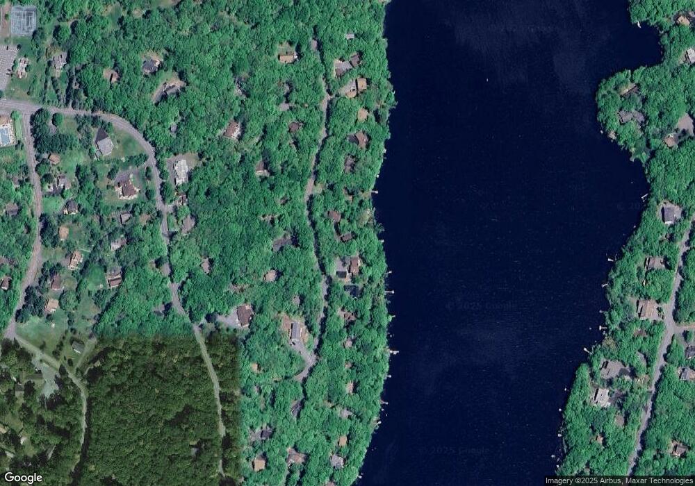 816 Dogwood Ct, Hawley, PA 18428 - photo 1