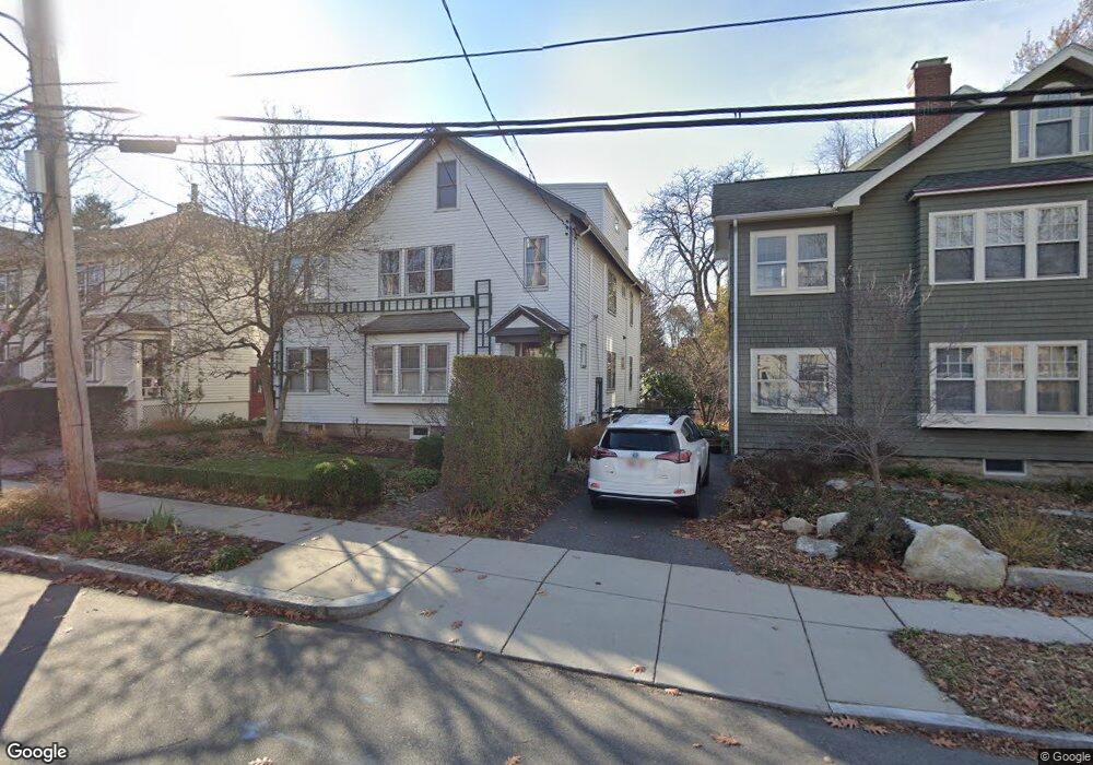 202 Lake View Ave unit 2, Cambridge, MA 02138 - photo 1