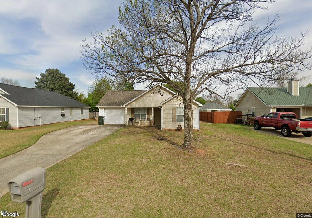 106 Haverhill Cir, Warner Robins, GA 31088 - photo 1
