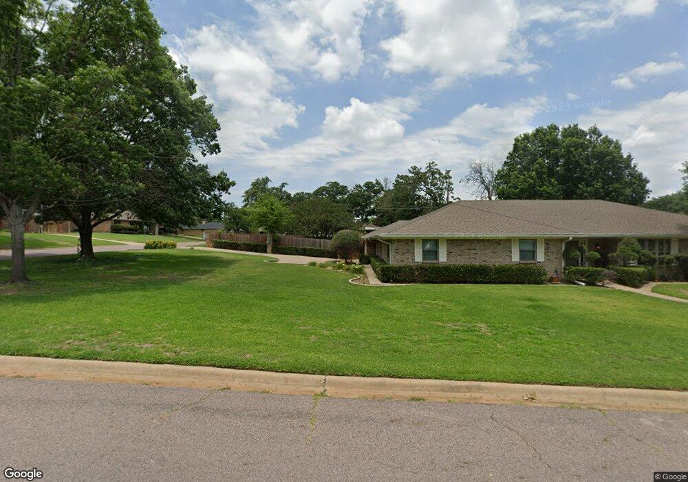 4040 Hidden Valley Dr, Denison, TX 75020 - photo 1