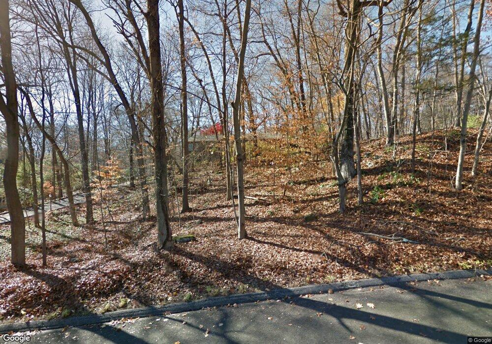 769 Deer Run Ln, Orange, CT 06477 - photo 1