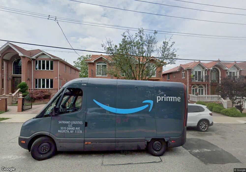 6026 Marathon Pkwy, Little Neck, NY 11362 - photo 1