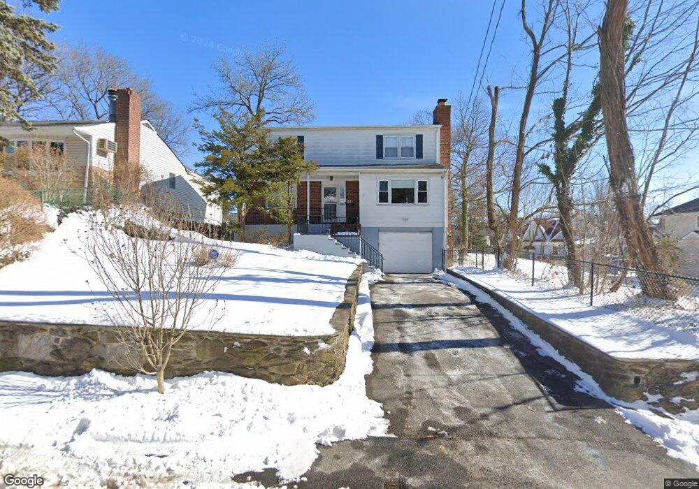 308 Glenbrook Ave, Yonkers, NY 10705 - photo 1