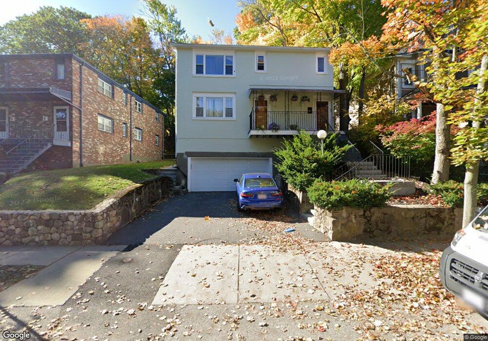 42 Clark Rd unit 2, Brookline, MA 02445 - photo 1