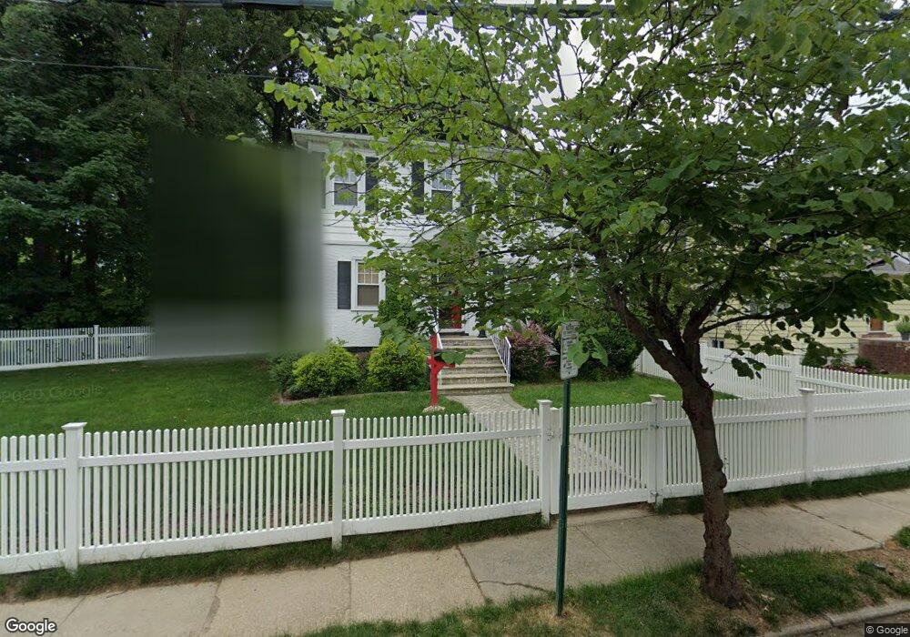 122 Wood St, Lynbrook, NY 11563 - photo 1