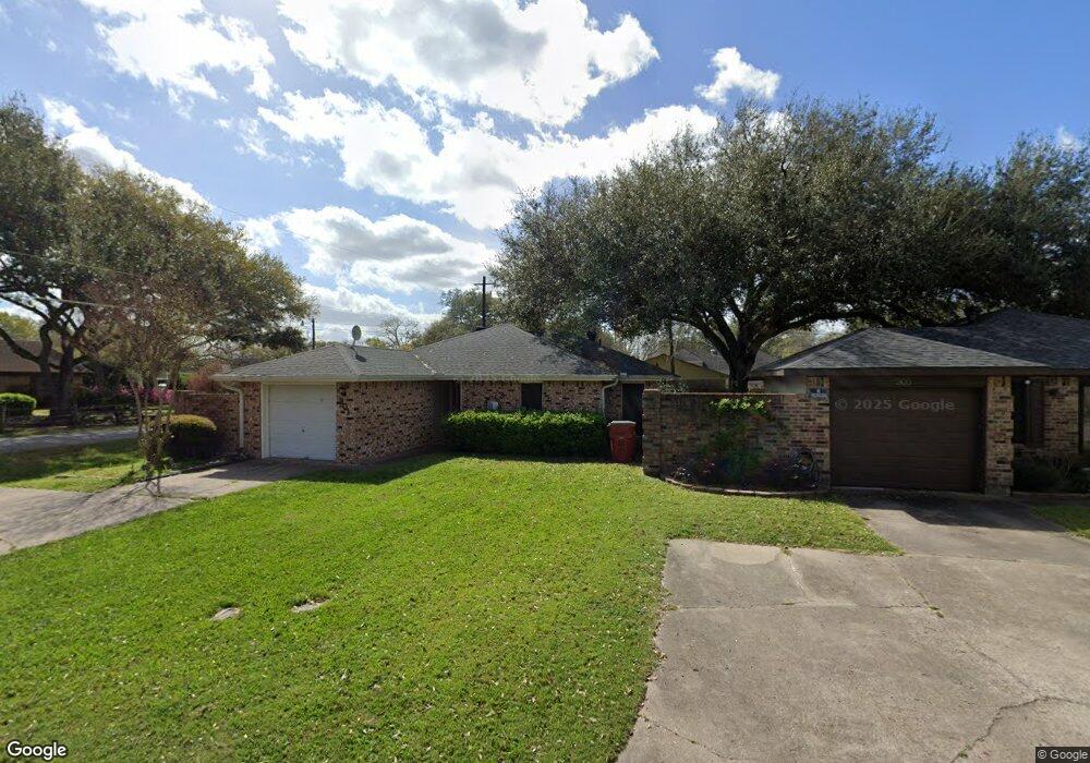 301 Joseph St, East Bernard, TX 77435 - photo 1