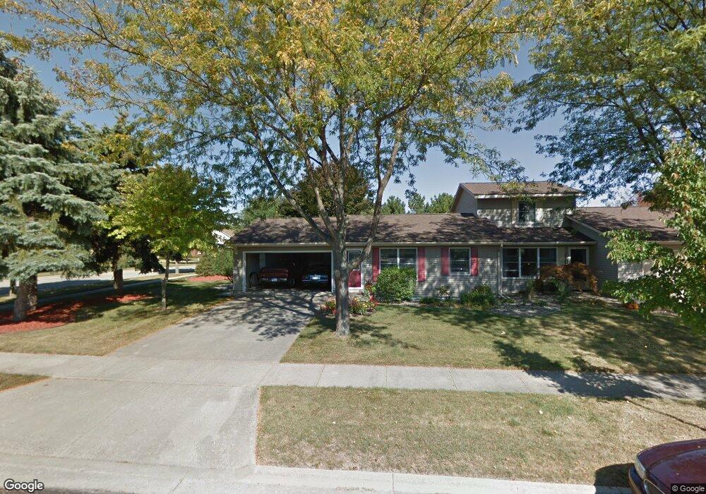 652 W Schleier St, Frankenmuth, MI 48734 - photo 1