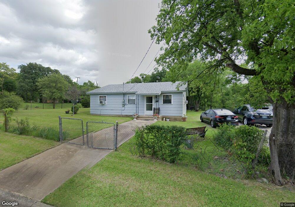 1128 8th Ave NE, Ardmore, OK 73401 - photo 1