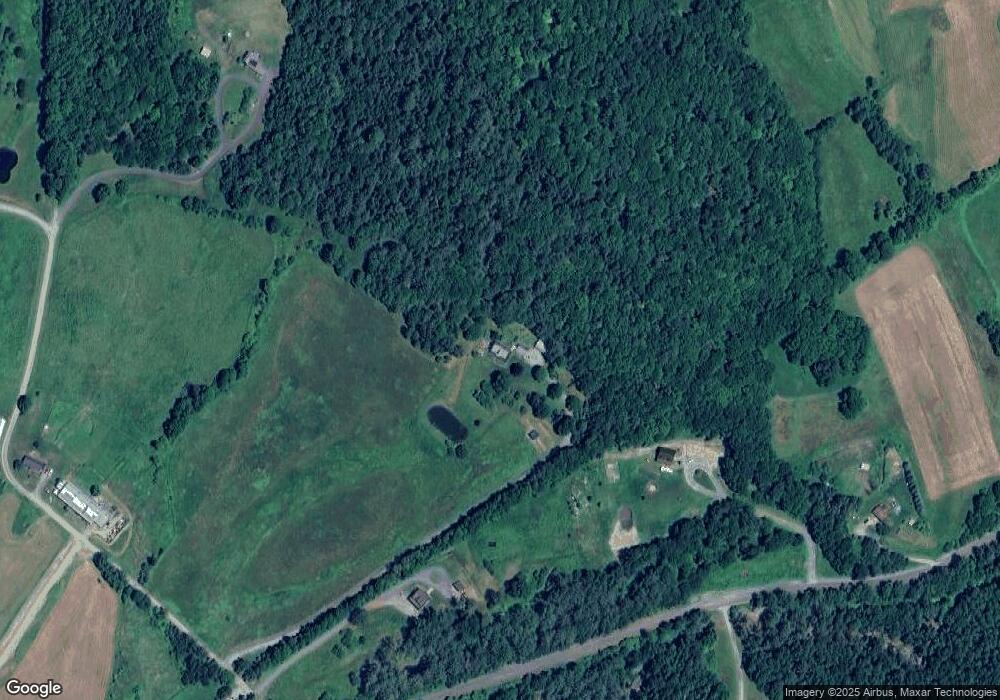 52 Hastings Rd, Saint Johnsbury, VT 05819 - photo 1