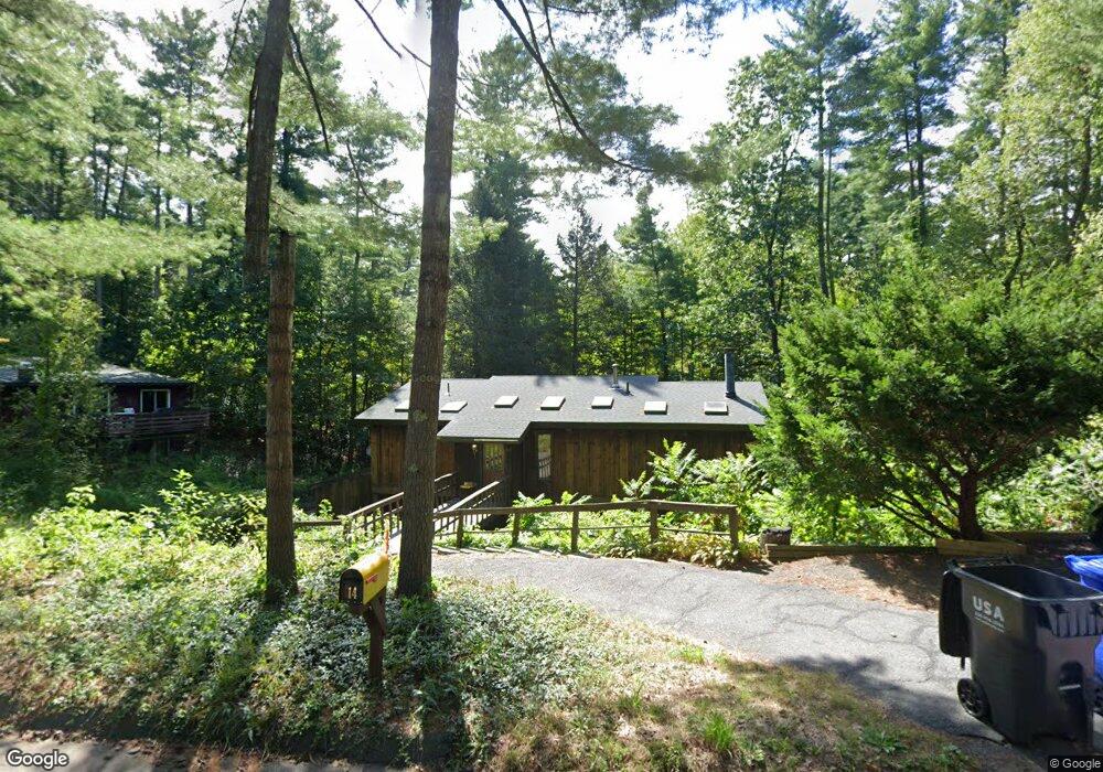 14 Moss Ln, Amherst, MA 01002 - photo 1