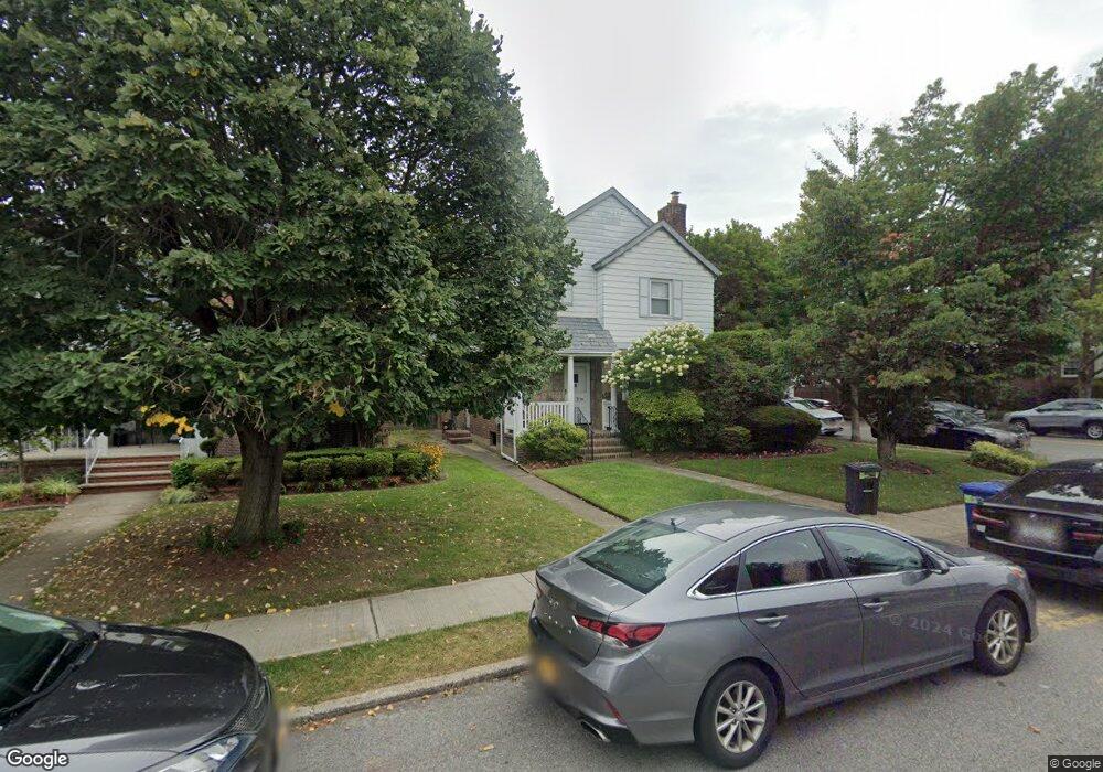 8059 189th St, Hollis, NY 11423 - photo 1