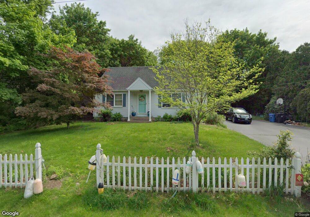 19 Winthrop Rd, Gales Ferry, CT 06335 - photo 1