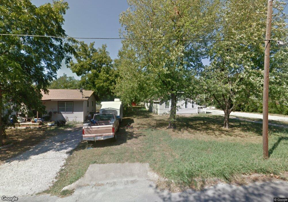 516 S Haynie St, Skiatook, OK 74070 - photo 1