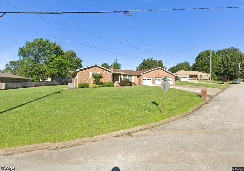 202 Bellwood Dr, Paragould, AR 72450 - photo 1