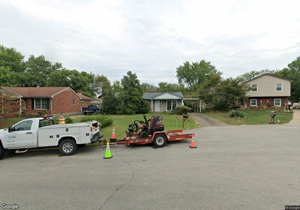 8309 Herrington Ct, Louisville, KY 40228 - photo 1