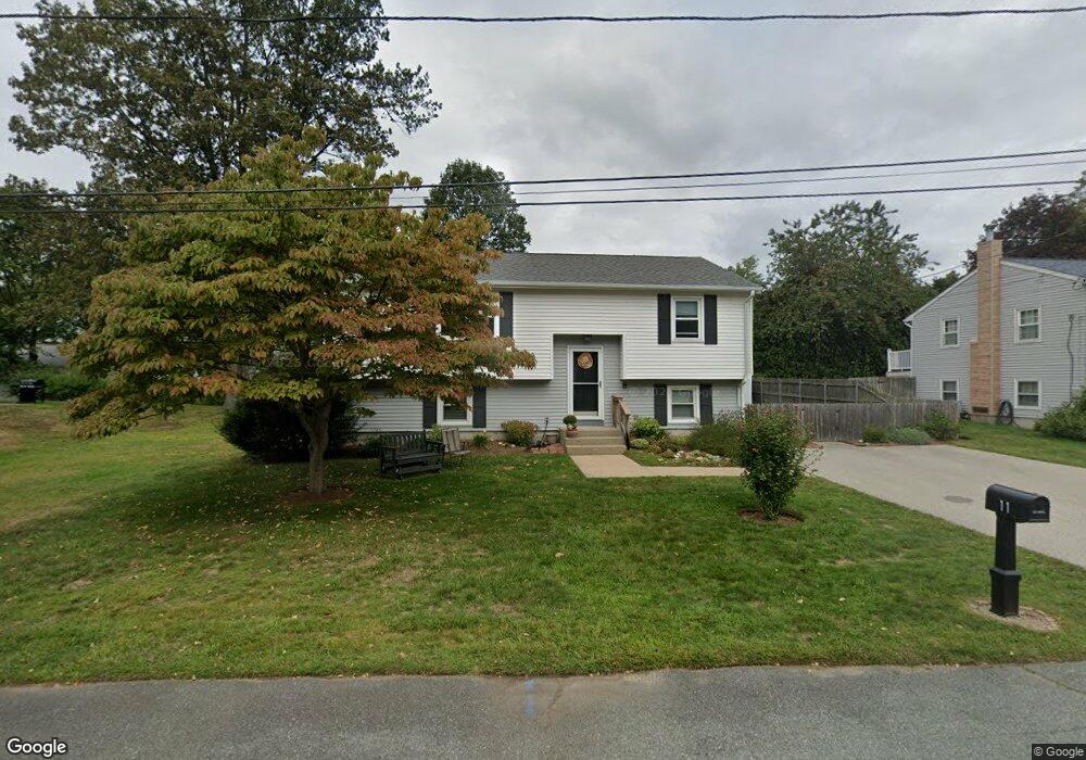 11 Waldron Ave, Warwick, RI 02888 - photo 1