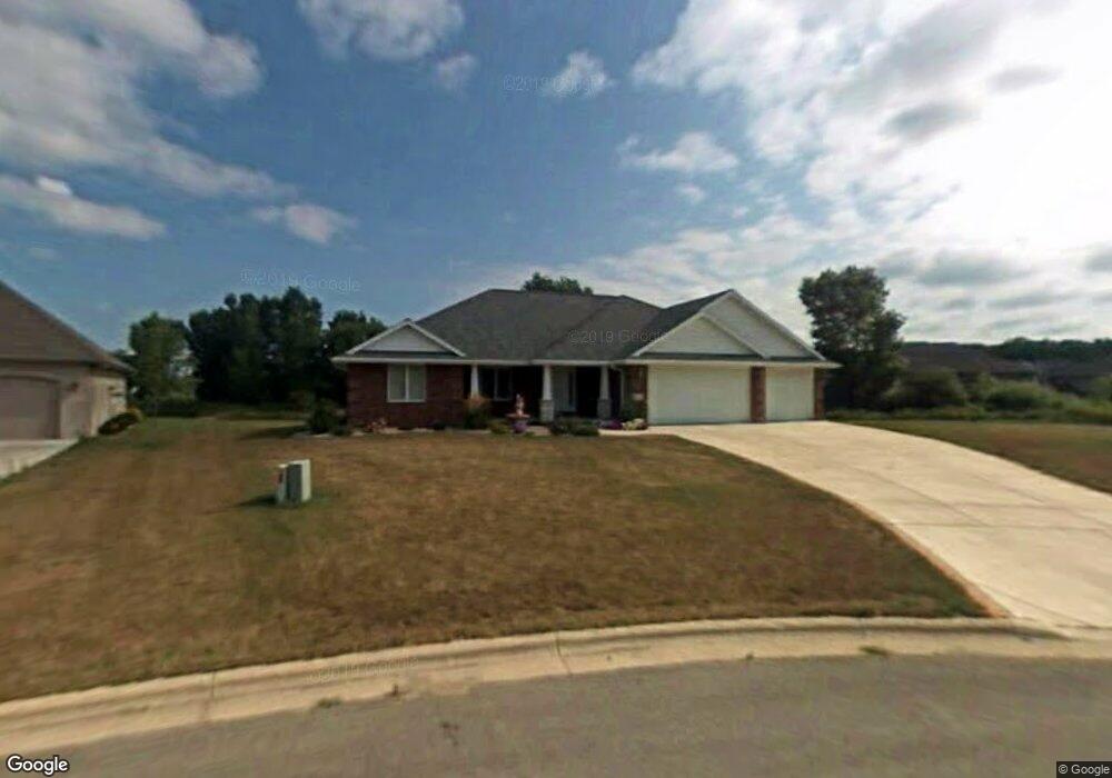 2440 Watson Cir, de Pere, WI 54115 - photo 1