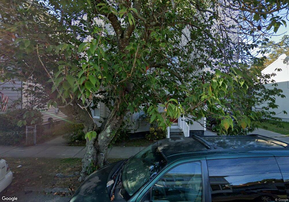 51 Oliver St unit 1, Bristol, RI 02809 - photo 1