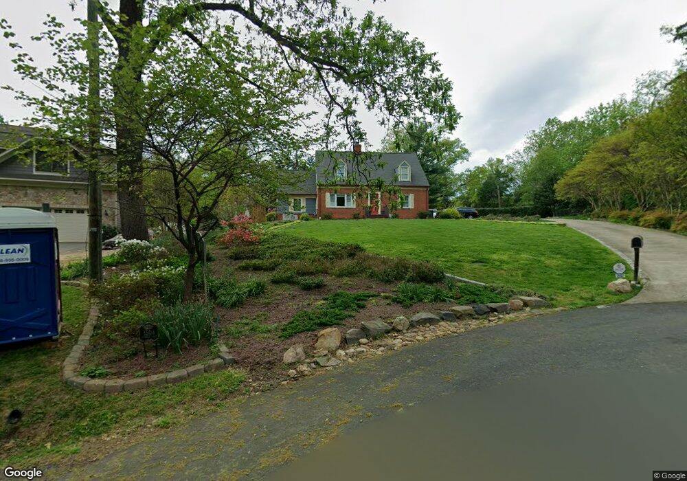 3502 Georges Ln, Falls Church, VA 22044 - photo 1