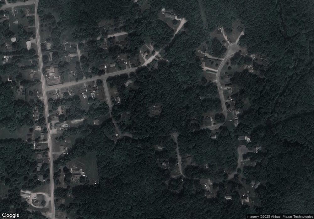 33 Ferland Dr, Dayville, CT 06241 - photo 1