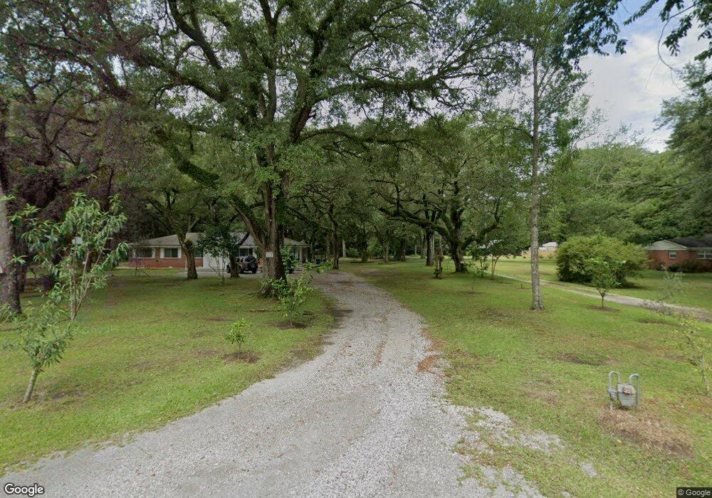 11001 Matthews Rd, Moss Point, MS 39562 - photo 1