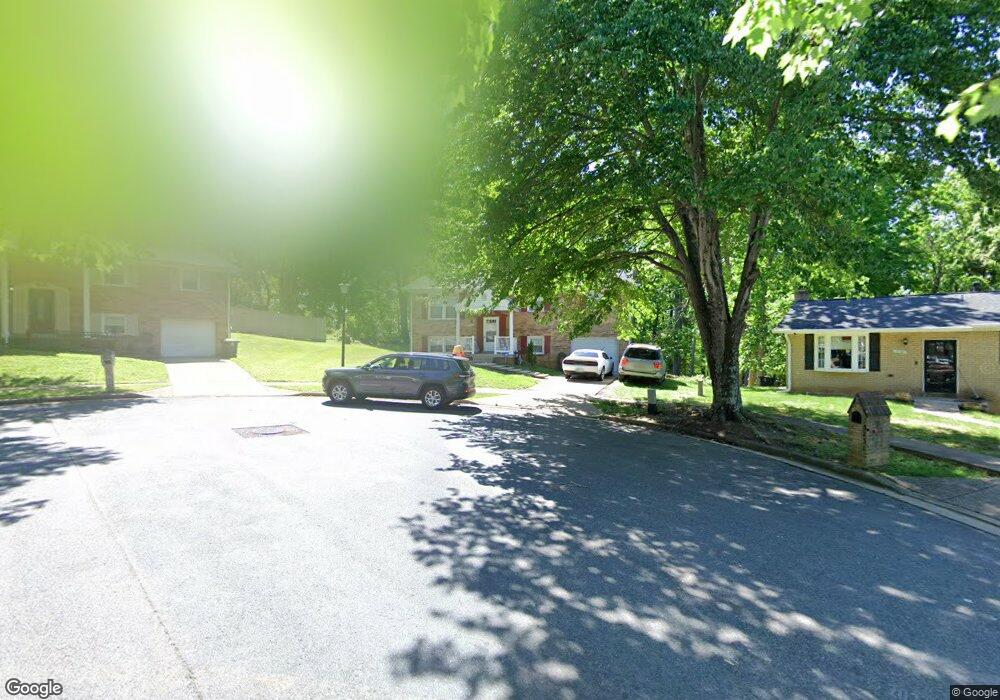 5733 Joan Ln, Temple Hills, MD 20748 - photo 1