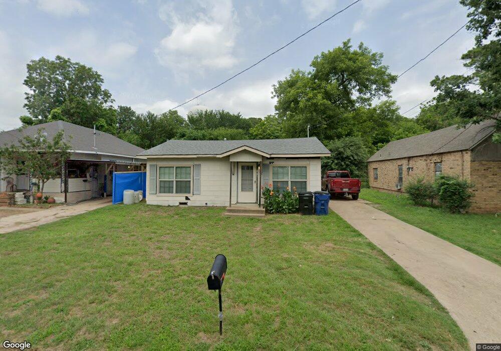 1013 W Bullock St, Denison, TX 75020 - photo 1