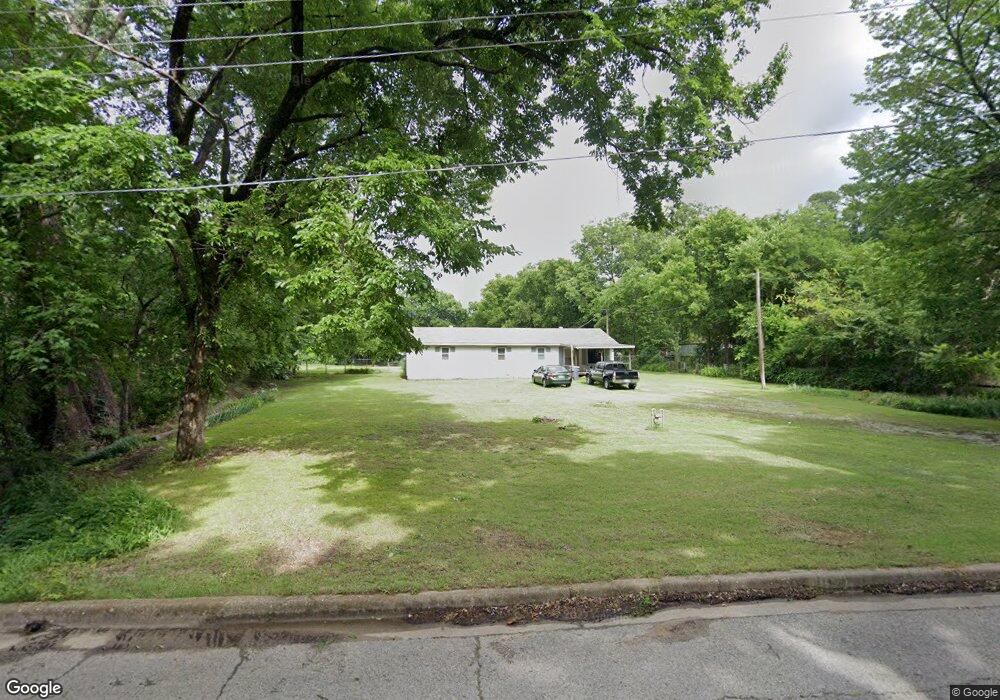 818 G St NE, Ardmore, OK 73401 - photo 1