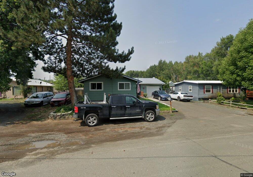 610 NW Bridge St, John Day, OR 97845 - photo 1